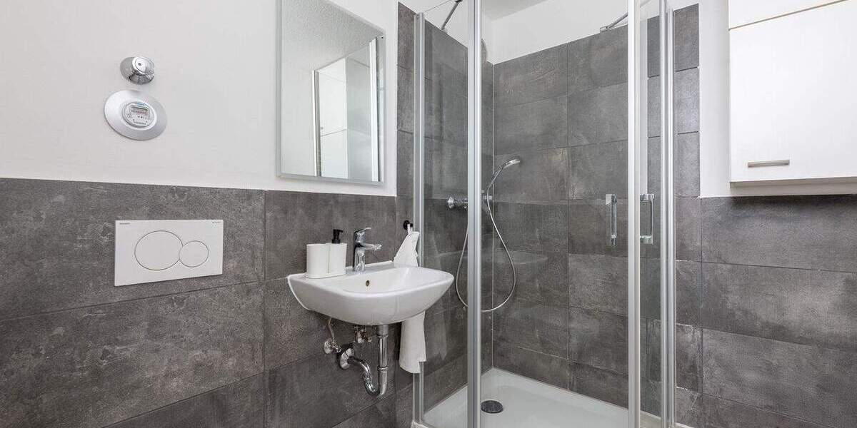 Helle 1,5-Zimmer-Wohnung mit Balkon und Stellplatz 1 zimmer