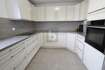 SANIERT, MIT EINLIEGERWOHNUNG UND TRAUMAUSSICHT - Einfamilienhaus Esslingen am Neckar Pliensauvorstadt | Angebot:24841350