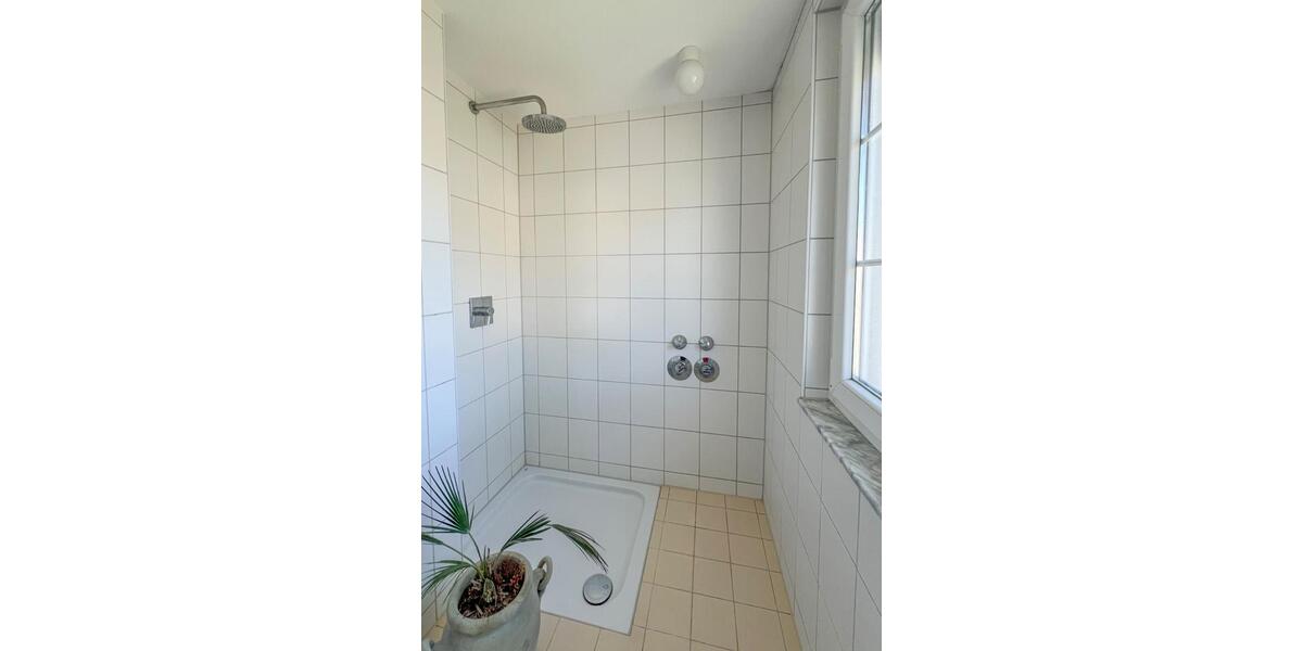 Etagenwohnung Nürtingen - 2.5 Zimmer, 66 m&sup2;, 199.000&euro; | Angebot:26152140