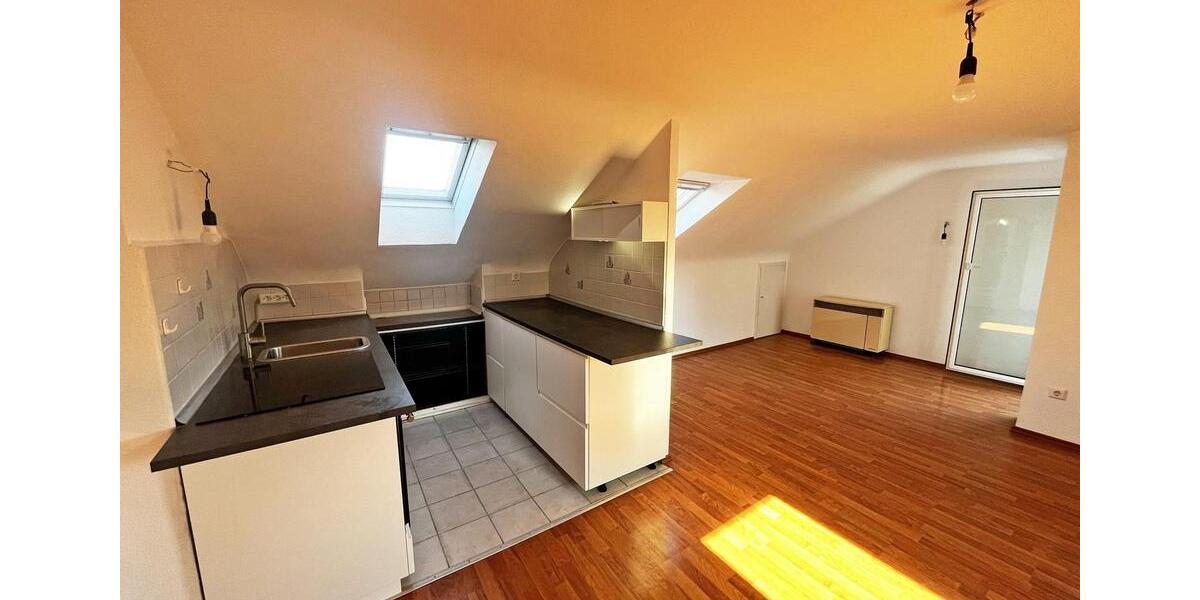 Dachgeschoßwohnung Ostfildern - 1.5 Zimmer, 39 m&sup2;, 695&euro; | Angebot:26235872