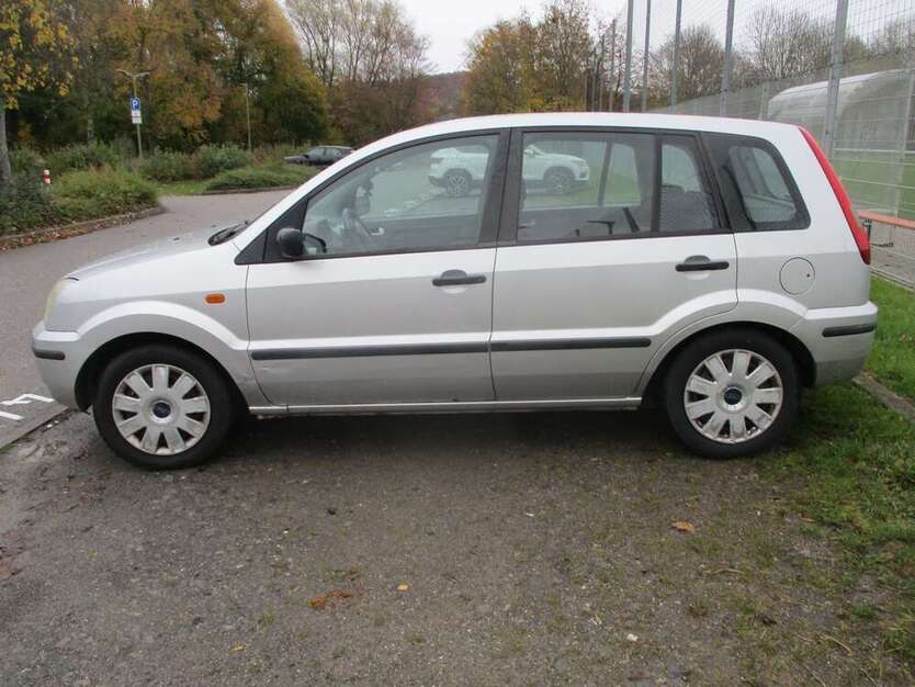 Ford Fusion 281.878 km 1.499 € Leonberg 71229