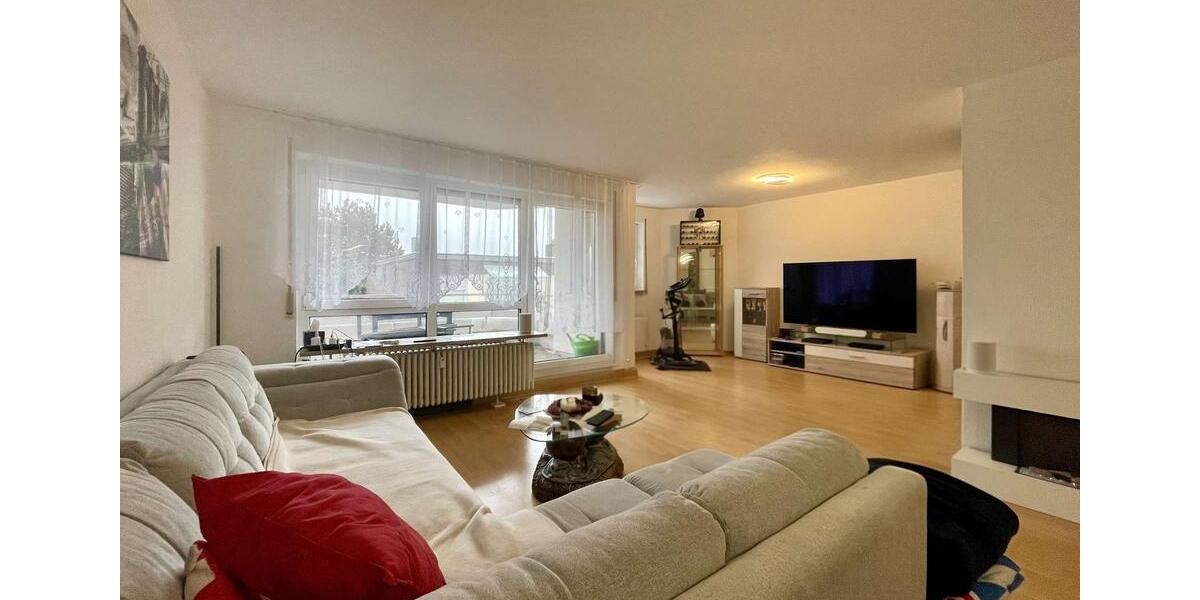 Großzügige 3,5-Zimmer-Wohnung in ruhiger Lage von Stuttgart-Heumaden 3.5 zimmer