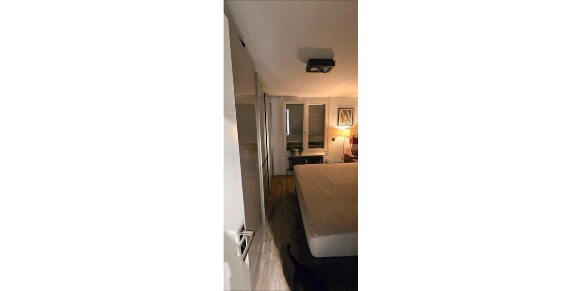 Etagenwohnung Stuttgart Zuffenhausen - 2 Zimmer, 68 m&sup2;, 360.000&euro; | Angebot:27261679