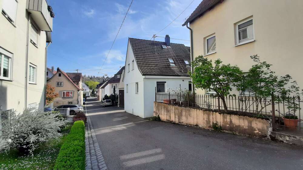 Einfamilienhaus Stuttgart Mühlhausen - 5 Zimmer, 95 m&sup2;, 495.000&euro; | Angebot:26167326