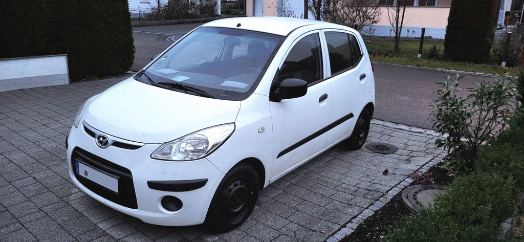 Hyundai i10 175.000 km 1.499 € Stuttgart 70182