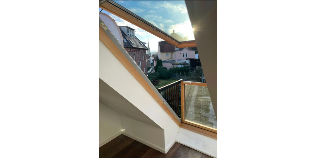 Dachgeschoßwohnung Esslingen am Neckar - 2.5 Zimmer, 49 m&sup2;, 900&euro; | Angebot:24615012