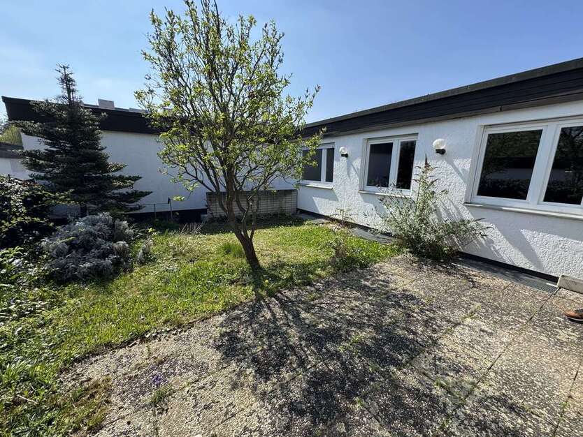 Haus zum Kaufen in Stuttgart 489.000 € 109 m²