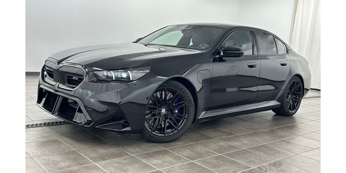BMW M5 16.000 km 122.570 &euro; Fellbach 70736