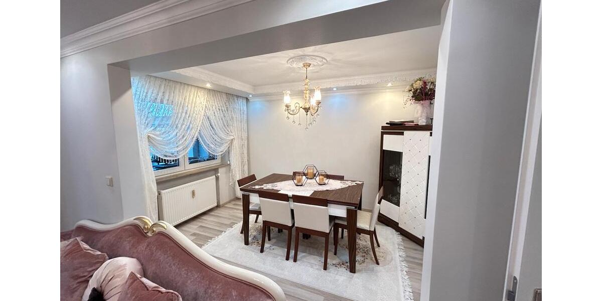 Provisionsfrei 4,5-Zimmer-ETW Wintergarten & Gartenanteil &Garage 4.5 zimmer