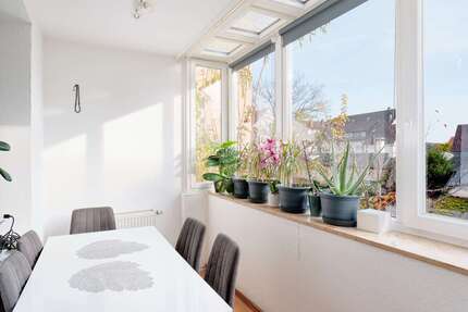 Wohnung Stuttgart Degerloch - 3 Zimmer, 65 m&sup2;, 259.000&euro; | Angebot:26803791