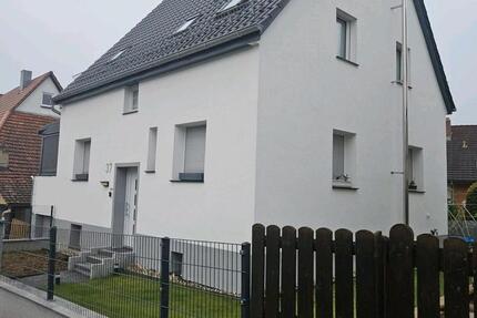 Großes Haus mit 3 Etagen , Garten und Balkon 5 zimmer