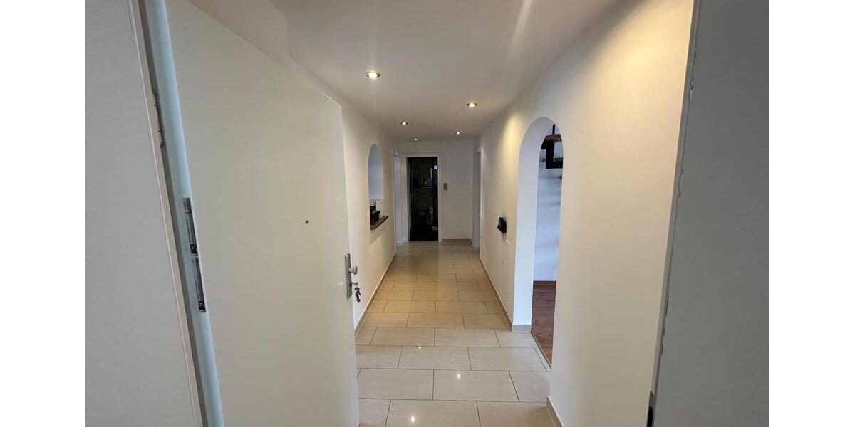 Maisonettenwohnung Stuttgart Luginsland - 5 Zimmer, 125 m&sup2;, 1.650&euro; | Angebot:25861418