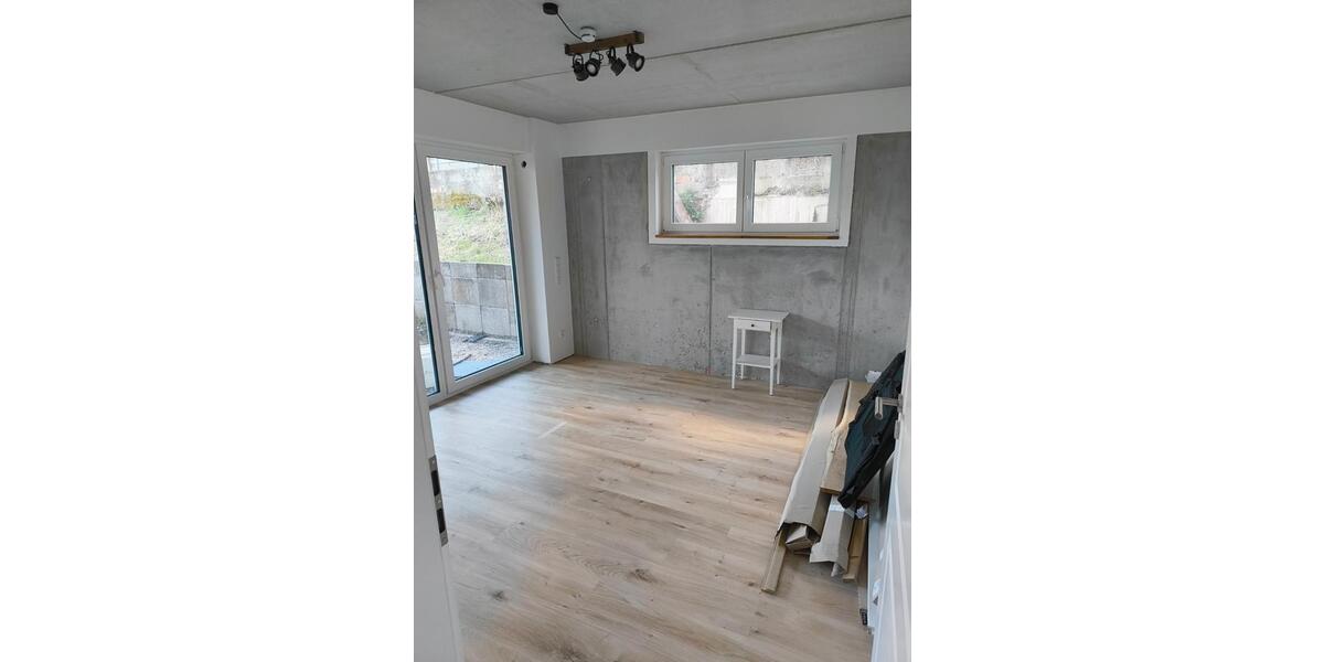 Doppelhaushälfte Schorndorf - 7.5 Zimmer, 182 m&sup2;, 2.550&euro; | Angebot:25795954