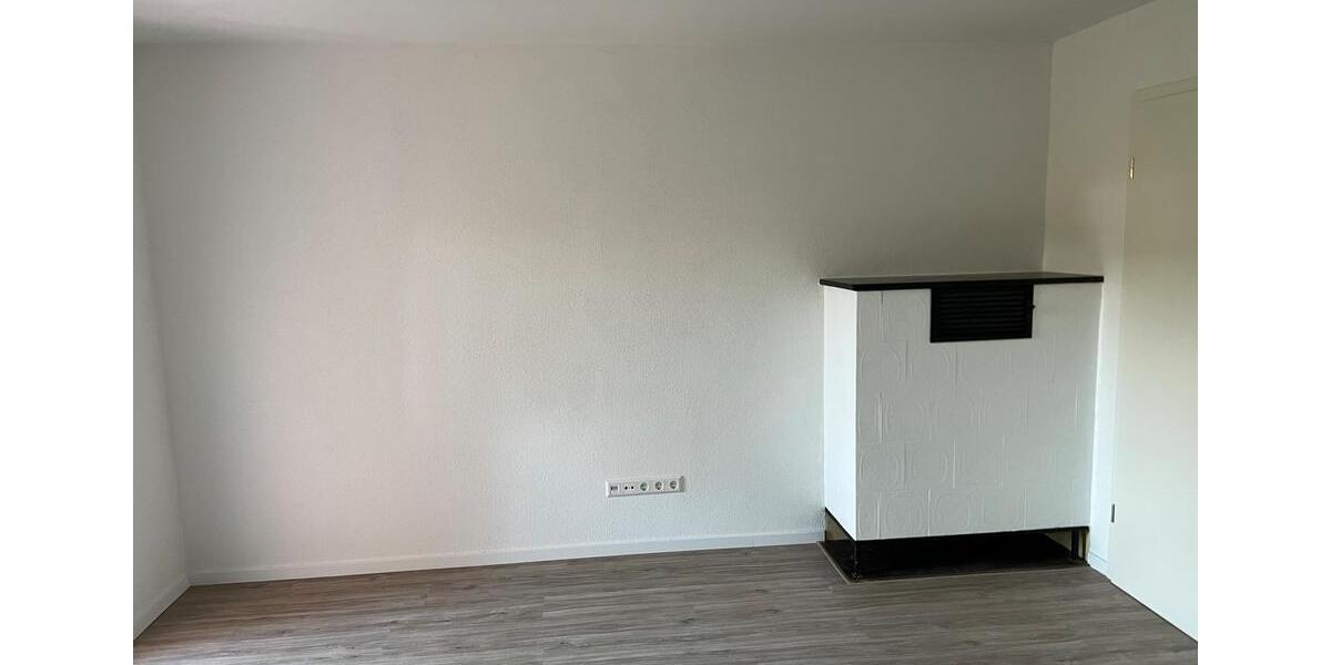 Etagenwohnung Asperg - 3 Zimmer, 64 m&sup2;, 950&euro; | Angebot:26357731