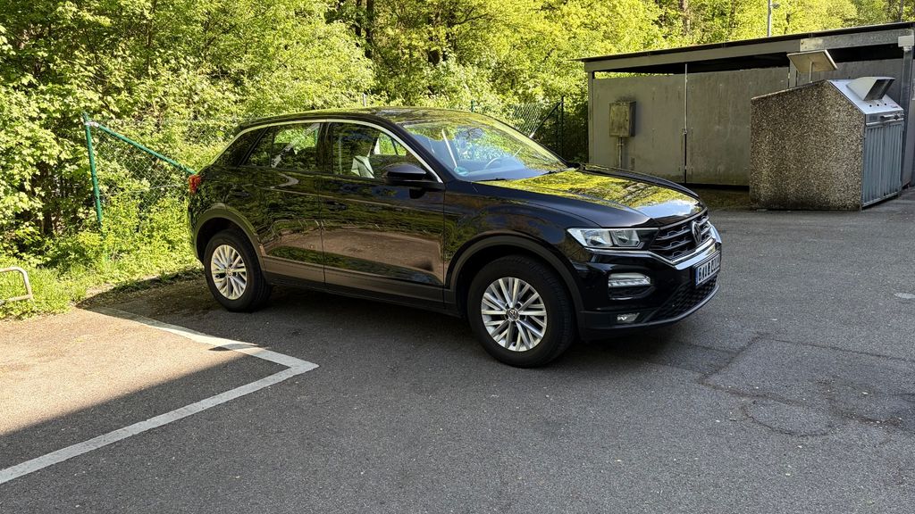 VW T-Roc 72.534 km 15.600 &euro; Stuttgart 70195