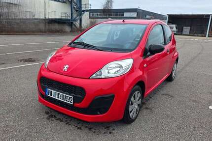 Peugeot 107 122.000 km 2.590 &euro; Fellbach 70736