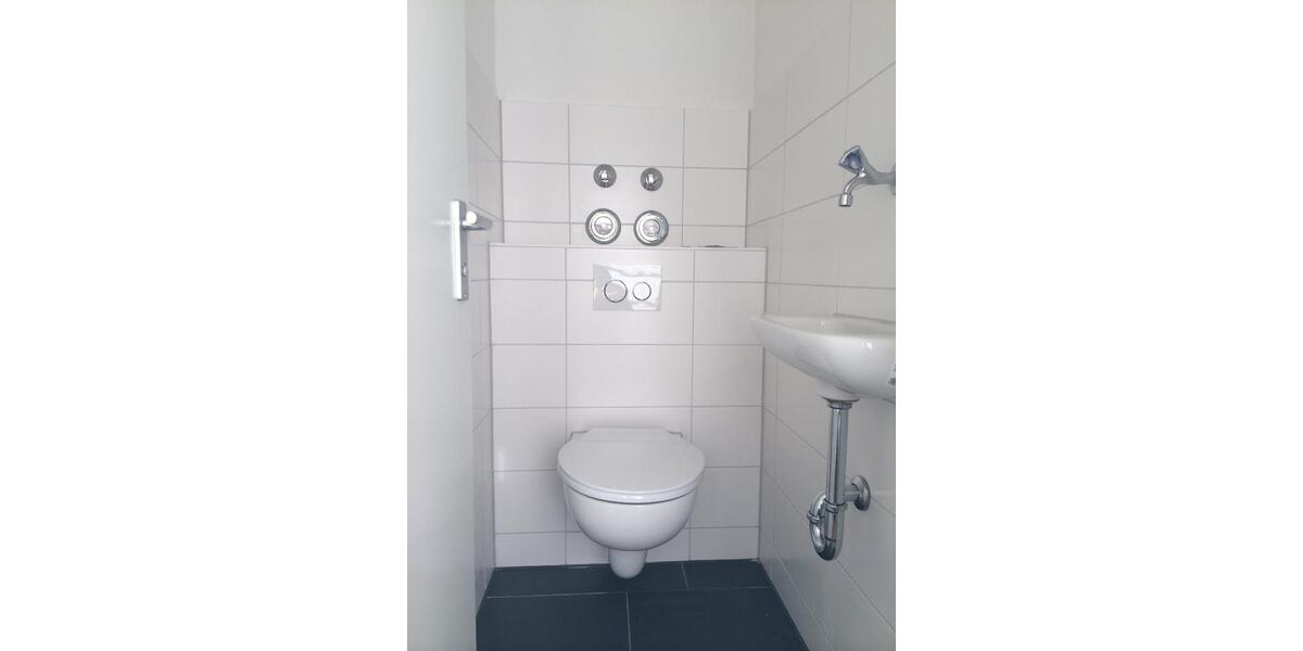 Etagenwohnung Esslingen am Neckar Pliensauvorstadt - 3 Zimmer, 86 m&sup2;, 924&euro; | Angebot:25103768