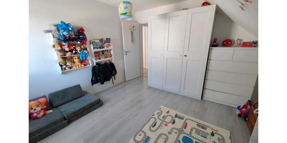 Etagenwohnung Asperg - 3 Zimmer, 70 m&sup2;, 1.300&euro; | Angebot:24831894