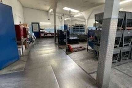 Halle in Stuttgart 2.300.000 € 1300 m² zimmer