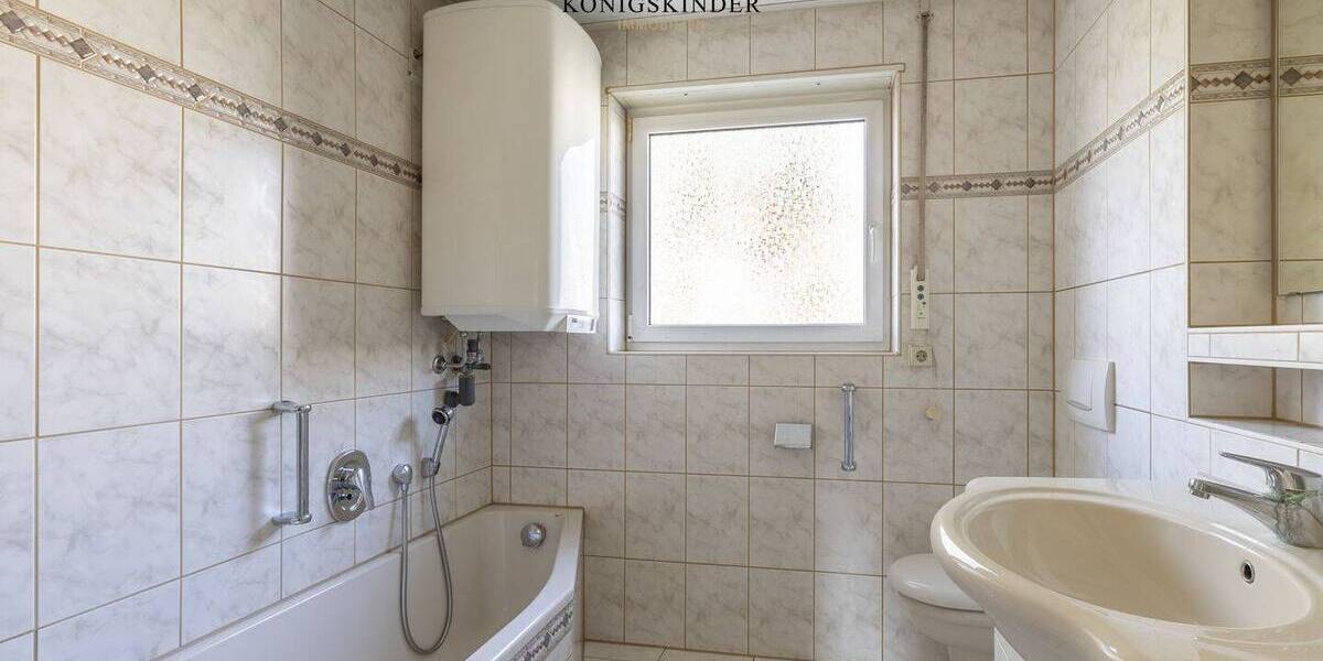 Reihenmittelhaus Stuttgart Zazenhausen - 6 Zimmer, 150 m&sup2;, 499.000&euro; | Angebot:25984386