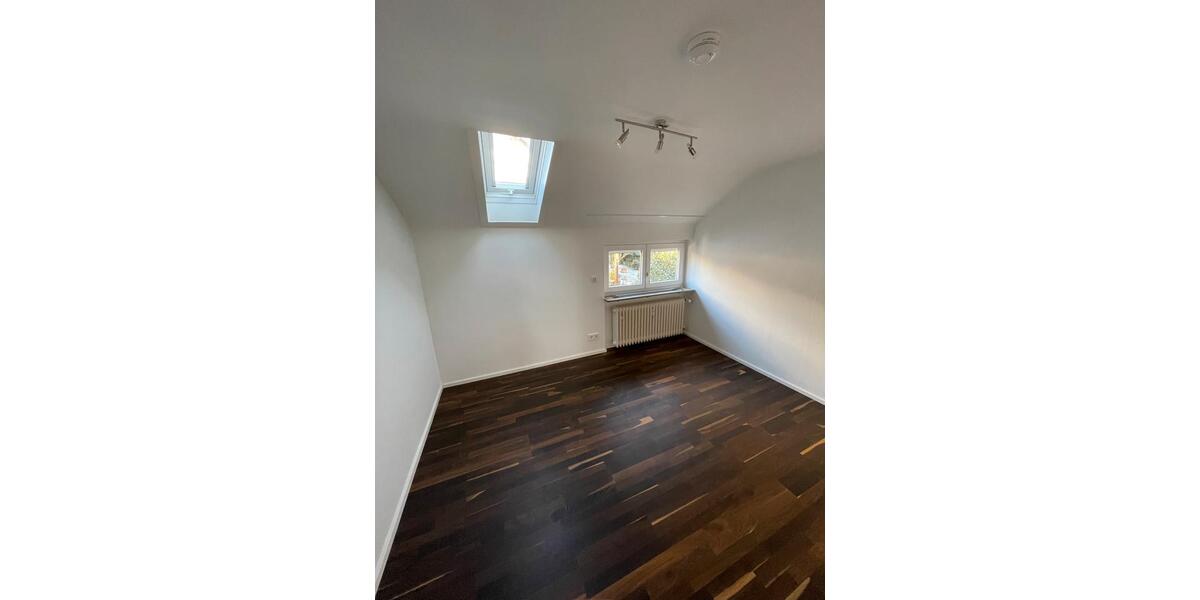 Etagenwohnung Esslingen am Neckar Hegensberg - 3 Zimmer, 79 m&sup2;, 1.100&euro; | Angebot:25137034