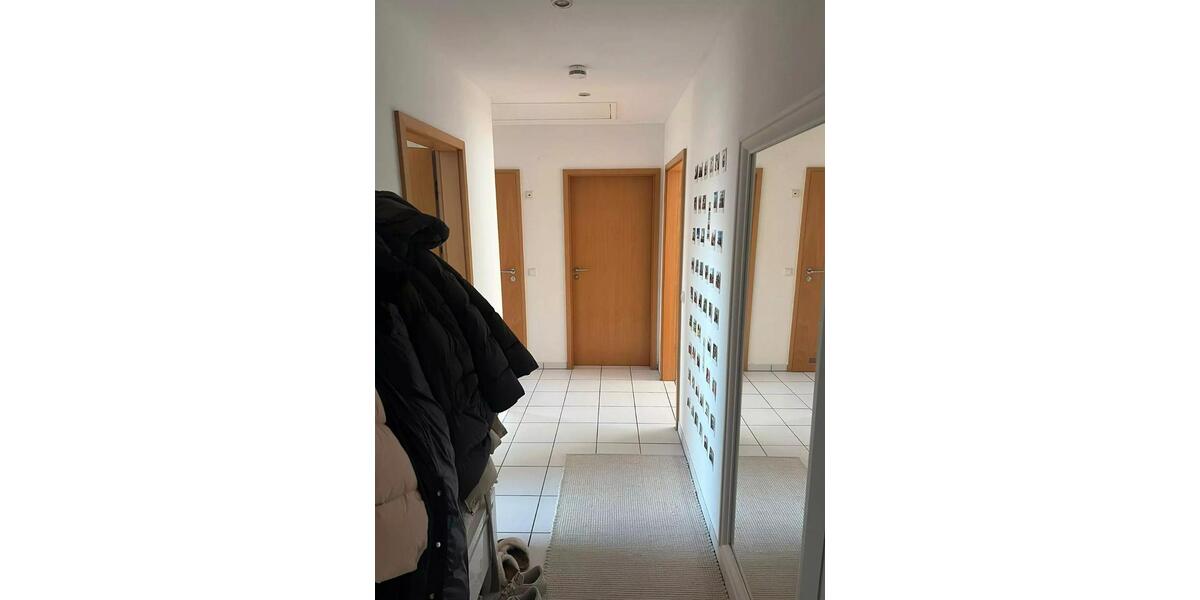 Dachgeschoßwohnung Stuttgart Stuttgart-West - 3 Zimmer, 94 m&sup2;, 1.400&euro; | Angebot:26408603