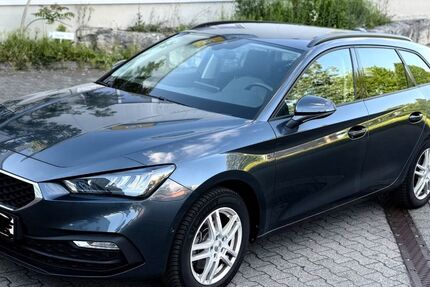 Seat Leon 11.020 km 26.249 &euro; Remseck am Neckar 71686