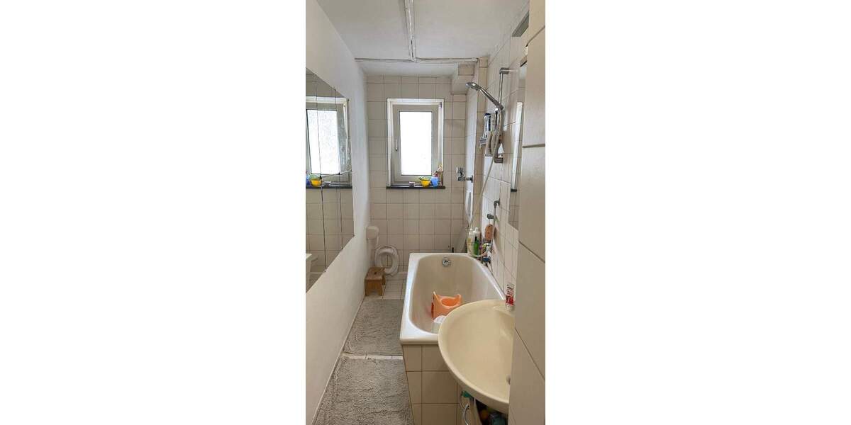 Etagenwohnung Stuttgart Ost - 3 Zimmer, 72 m&sup2;, 900&euro; | Angebot:25275615
