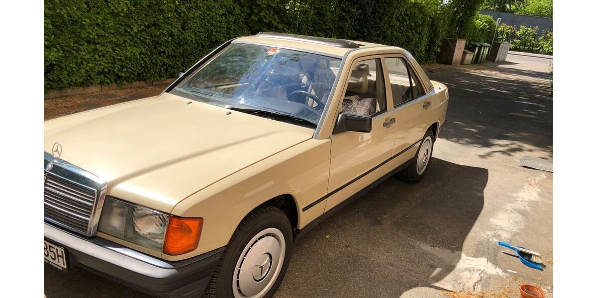 Mercedes-Benz 190 148.000 km 11.900 &euro; Ostfildern 73760
