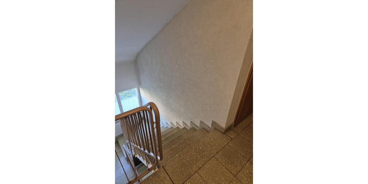 Dachgeschoßwohnung Stuttgart Zuffenhausen - 1 Zimmer, 42 m&sup2;, 920&euro; | Angebot:24952130