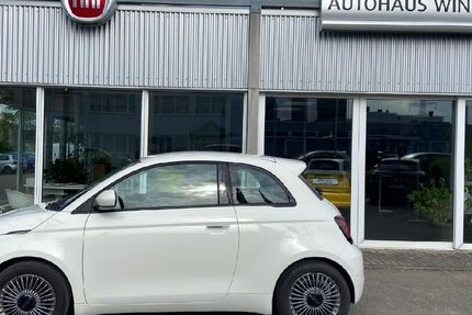 Fiat 500e 5.600 km 16.990 &euro; Asperg 71679