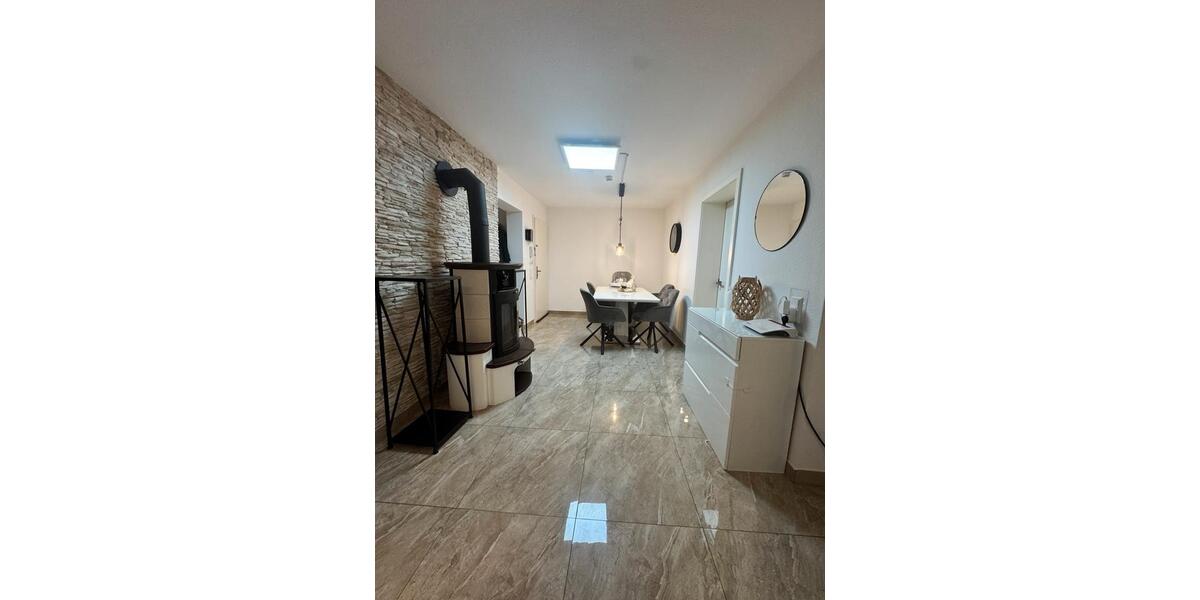 Etagenwohnung Weinstadt - 3.5 Zimmer, 84 m&sup2;, 315.000&euro; | Angebot:25408186