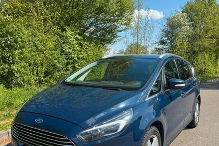 Ford S-Max 226.000 km 8.900 &euro; Schorndorf 73614