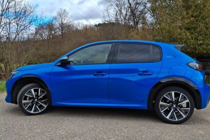 Peugeot 208 35.500 km 20.200 &euro; Vaihingen Enz 71665