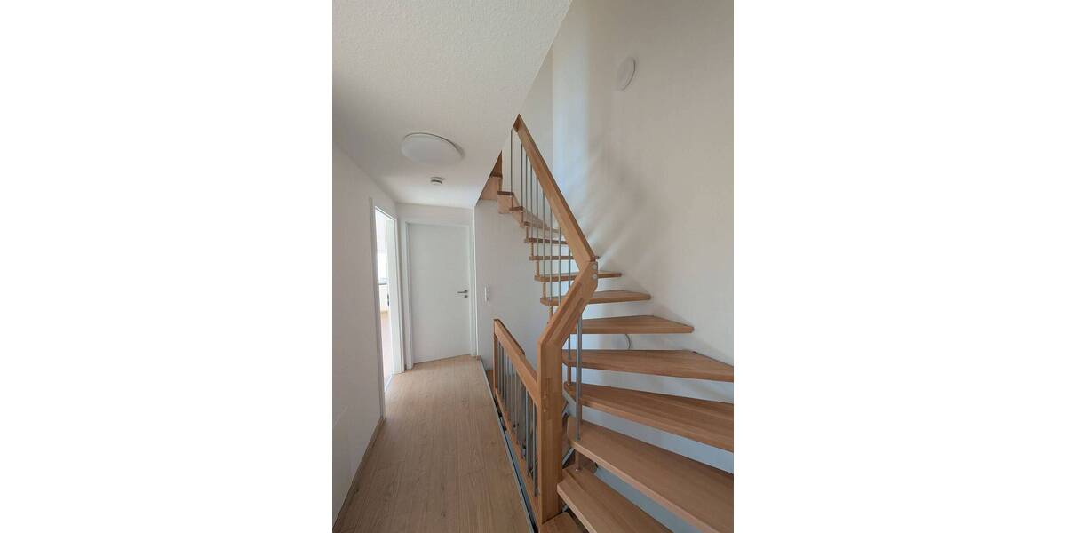 Doppelhaushälfte Gärtringen - 6 Zimmer, 158 m&sup2;, 2.900&euro; | Angebot:26629210
