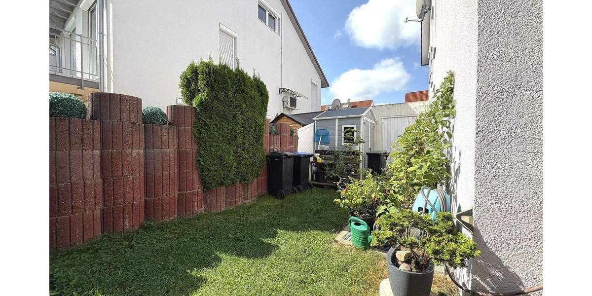Doppelhaushälfte Steinenbronn - 6 Zimmer, 168 m&sup2;, 599.000&euro; | Angebot:25704260