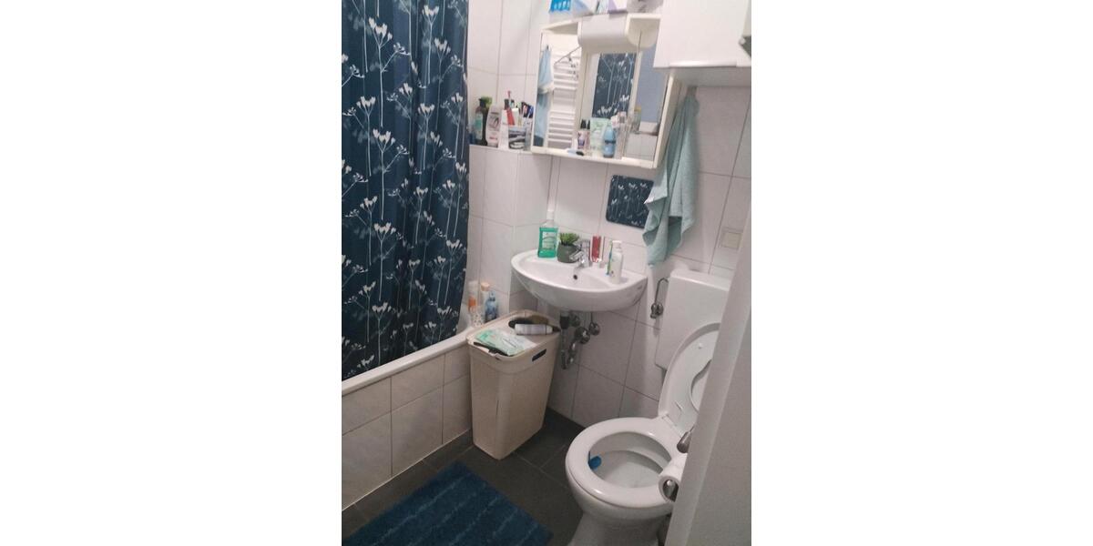 Etagenwohnung Stuttgart Zuffenhausen - 3.5 Zimmer, 85 m&sup2;, 1.200&euro; | Angebot:26611907