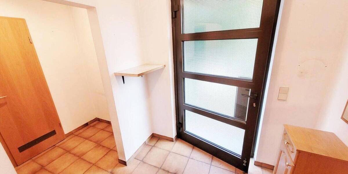 Etagenwohnung Stuttgart Rohracker - 2 Zimmer, 74 m&sup2;, 900&euro; | Angebot:23981721