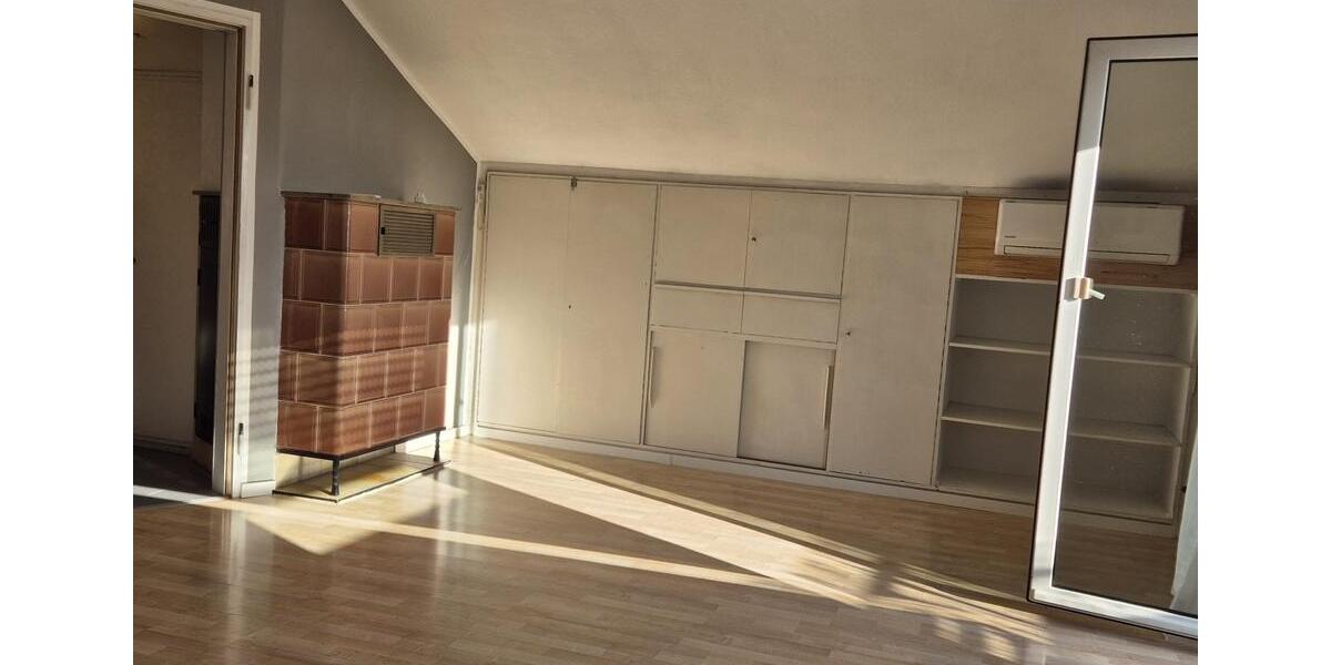 Dachgeschoßwohnung Stuttgart Zuffenhausen - 1 Zimmer, 42 m&sup2;, 920&euro; | Angebot:24952130