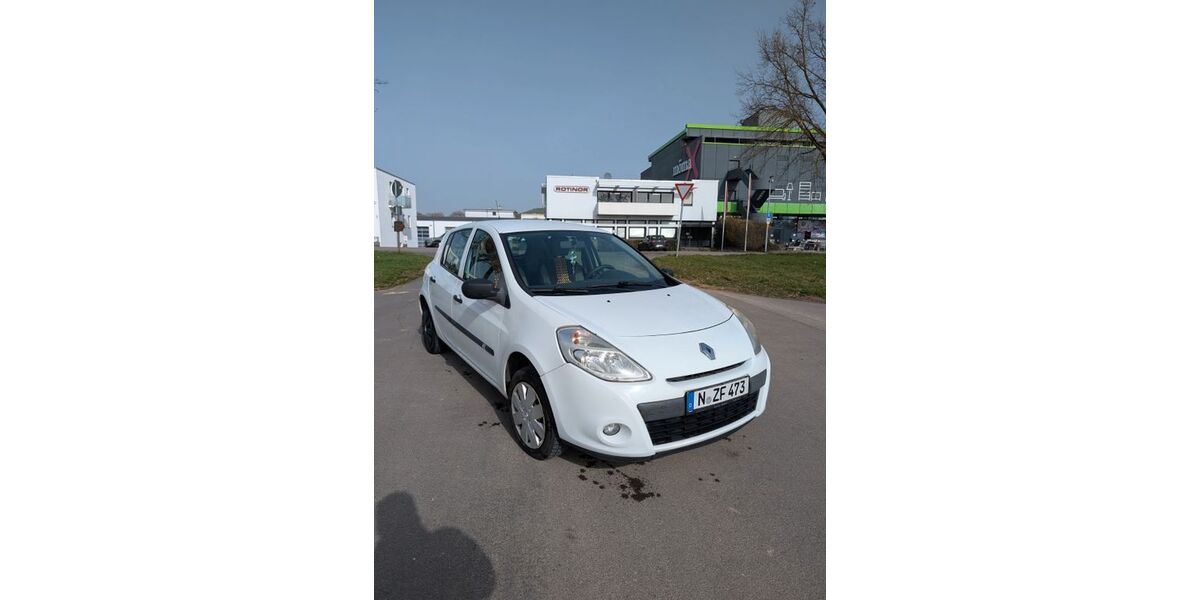 Renault Clio 106.000 km 1.400 &euro; Stuttgart Weilimdorf 70499