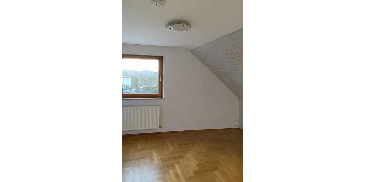 Dachgeschoßwohnung Stuttgart Vaihingen - 1 Zimmer, 16 m&sup2;, 460&euro; | Angebot:25518933