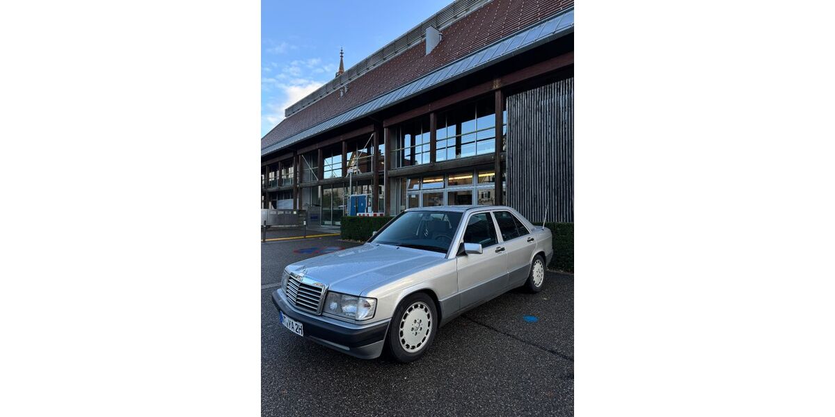 Mercedes-Benz 190 232.000 km 12.000 € Neuhausen 73765