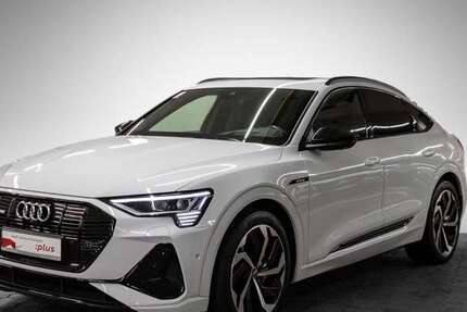 Audi e-tron 76.900 km 39.840 € Stuttgart-Vaihingen 70563