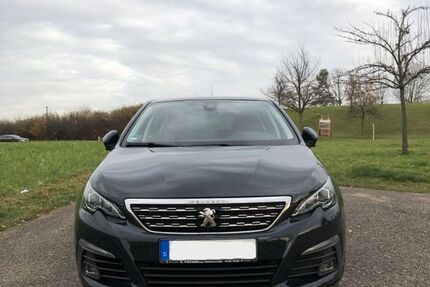 Peugeot 308 95.021 km 9.850 € Baltmannsweiler 73666