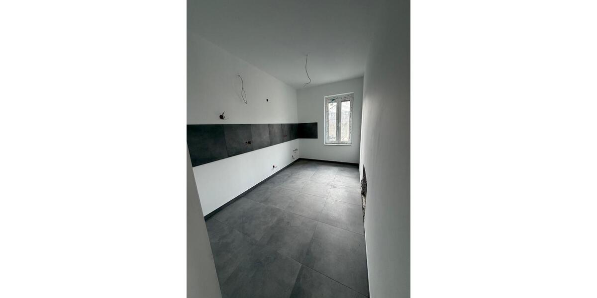 Etagenwohnung Böblingen - 3 Zimmer, 90 m&sup2;, 1.650&euro; | Angebot:26318546