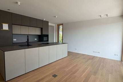 Wohnung Esslingen am Neckar - 3 Zimmer, 110 m&sup2;, 2.325&euro; | Angebot:26731269