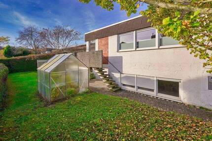 Haus Vaihingen an der Enz / Roßwag Roßwag - 7 Zimmer, 208 m&sup2;, 599.000&euro; | Angebot:25697225