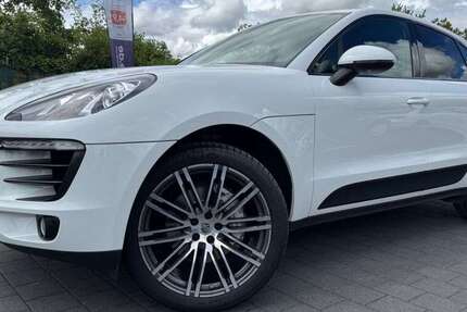 Porsche Macan 55.800 km 41.900 &euro; Tübingen 72072