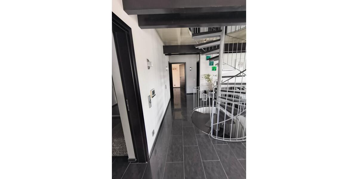 Einfamilienhaus Ebersbach an der Fils - 8 Zimmer, 214 m&sup2;, 795.000&euro; | Angebot:27165341