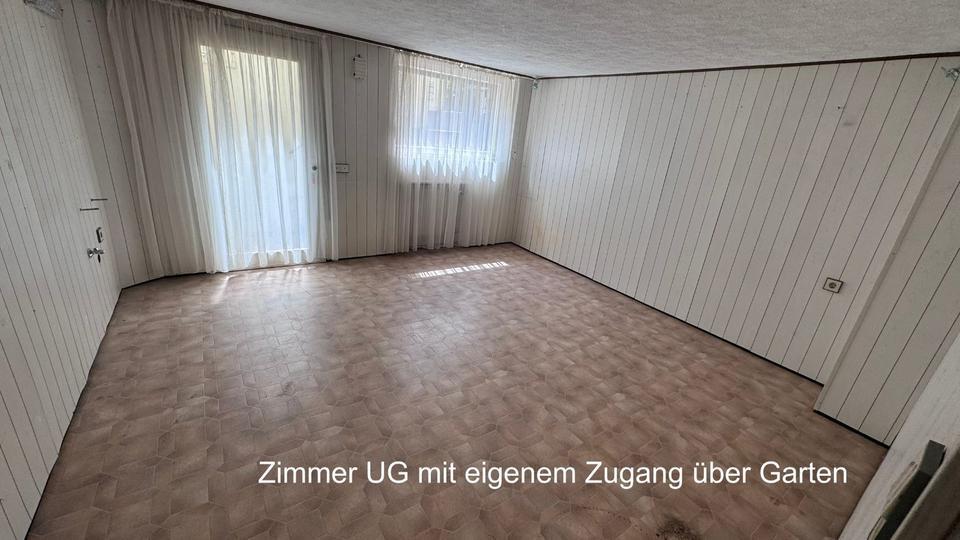 1-2 Familienhaus mit 2 Garagen, Werkstatt und viel Platz
